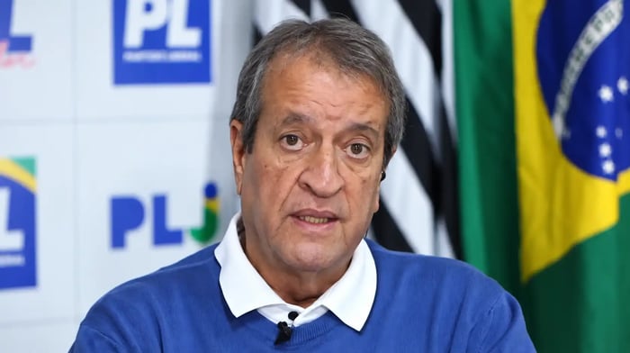 Moraes autoriza visita de Valdemar a Bolsonaro