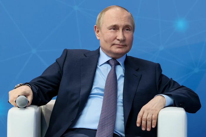 Putin parabeniza Lula e pede cooperação entre Brasil e Rússia
