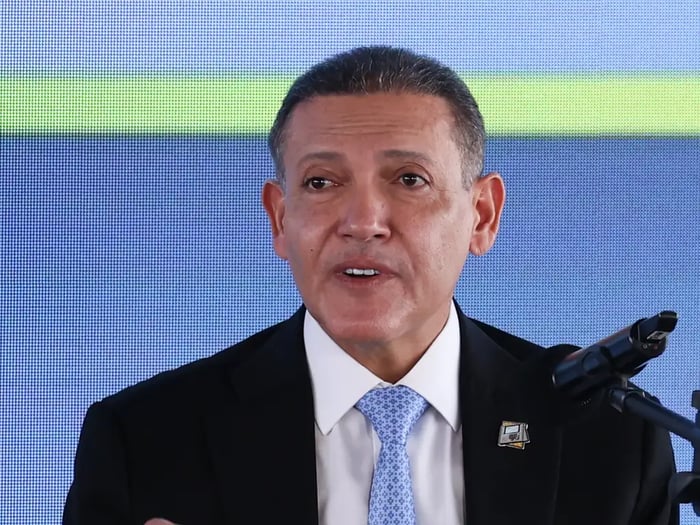 TSE orienta TREs a fechar urnas às 19h após prorrogação da votação