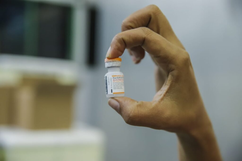 Sesapi alerta população para necessidade de completar esquema vacinal contra a Covid-19