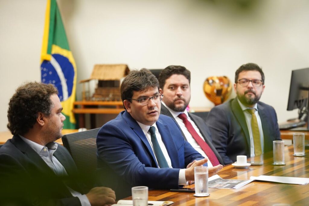 Em Brasília, governador discute concessão do Parque Nacional Serra da Capivara e desenvolvimento sustentável