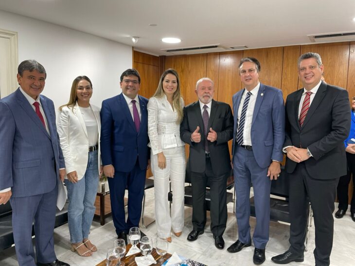 Governador participa do lançamento do novo Bolsa Família, em Brasília