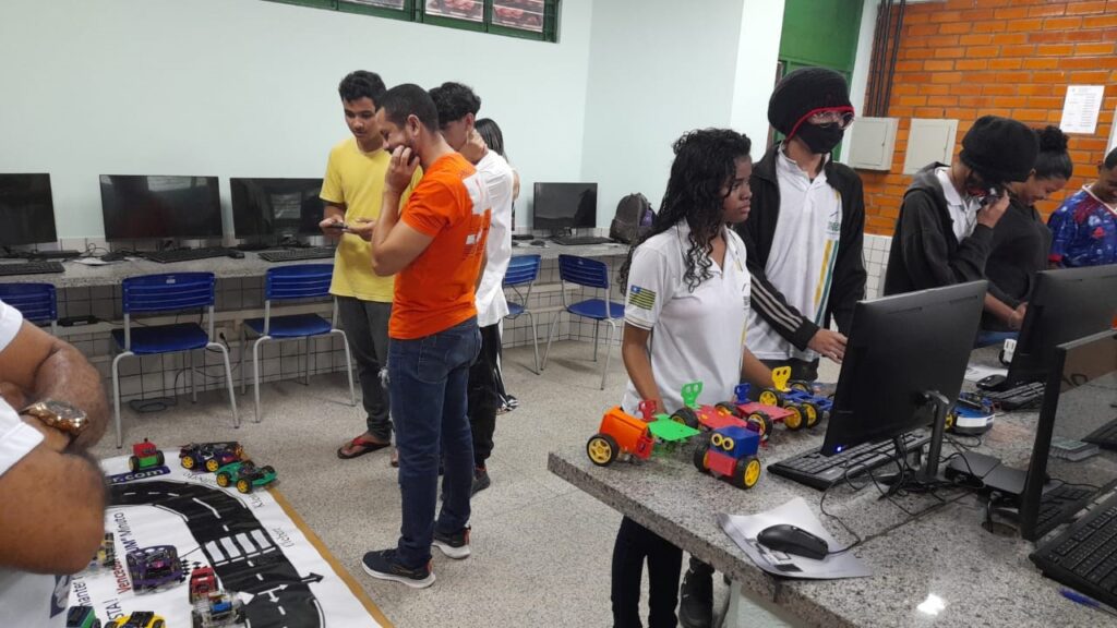 Projeto de Robótica abre turmas para estudantes da rede estadual