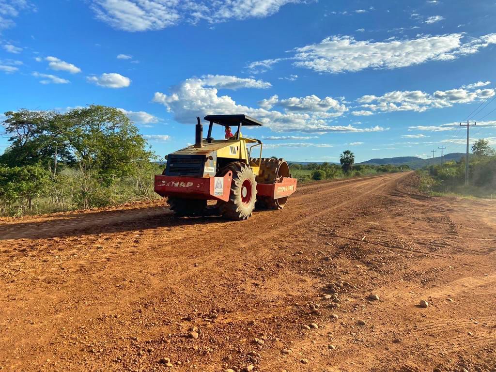 Estradas Seguras: Governo restaura PIs 255 e 257 em região produtora de alimentos no sul do Piauí
