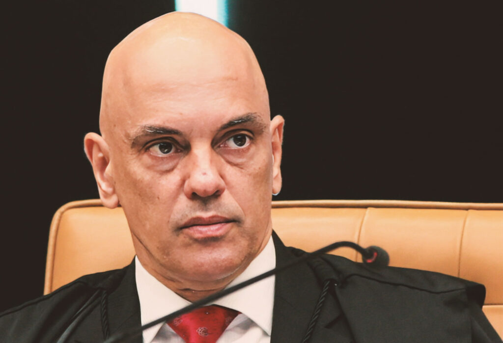 Ministro Alexandre de Moraes, do STF, vota para tornar mais 250 pessoas réus no inquérito do dia 8 de janeiro