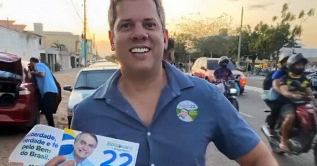 Delegado Luna foi candidato a deputado federal em 2022 pelo partido do então presidente Bolsonaro. No Piauí, Luna fez campanha contra Lula. 