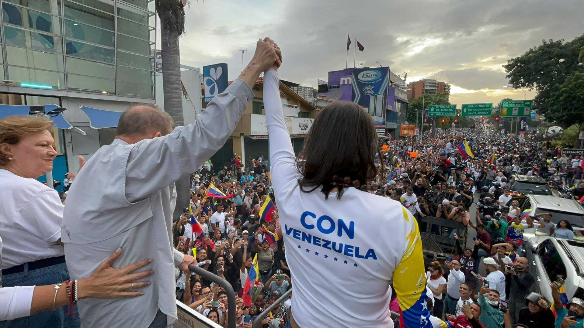 Onze mortos em onda de protestos na Venezuela