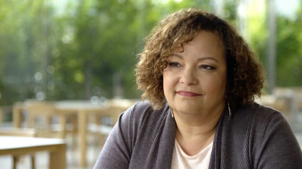 Lisa Jackson anuncia reflorestada na Bahia com parceria entre Apple e Symbiosis