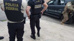 Polícia Federal deflagra operação "Operação Teatro Invisível"