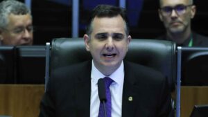 Senador Rodrigo Pacheco.