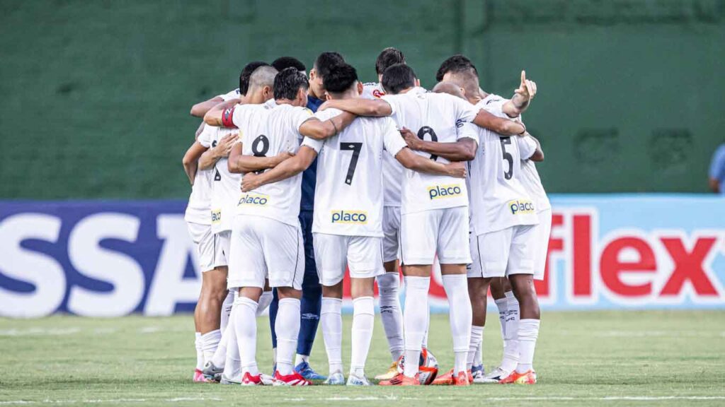 Velo Clube surpreende e derrota Santos por 2 a 1