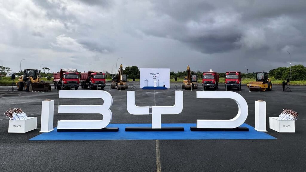 Fábrica de carros elétricos na Bahia.