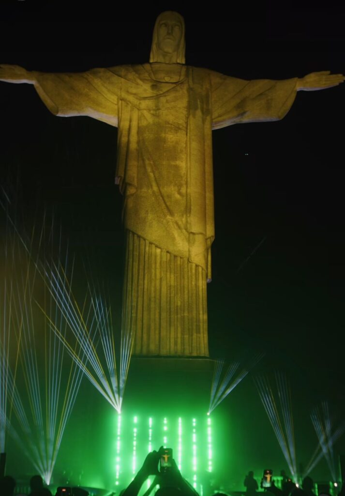 Padre Guilherme no Cristo Redentor