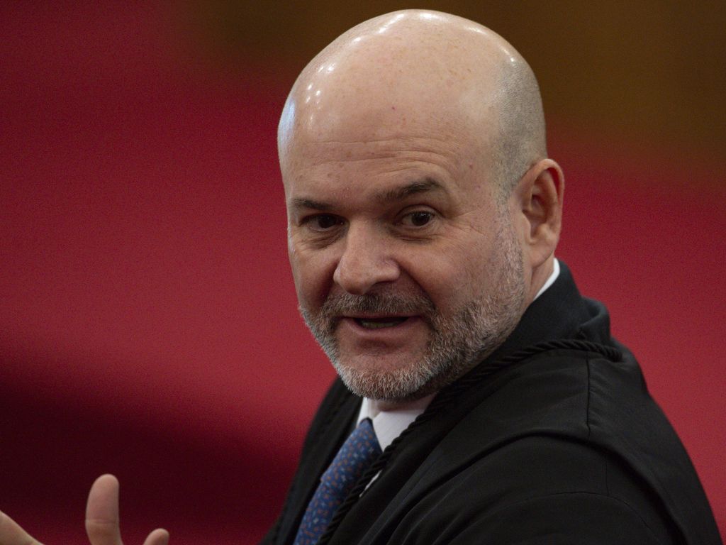 Ex-presidente Bolsonaro elogia Tarcísio em evento político.