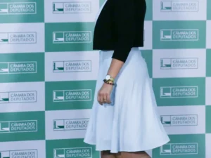 ** Embaixador do Brasil entrega extradição de Carla Zambelli à Itália.