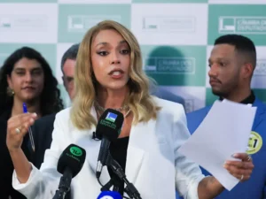** Deputada Erika Hilton fala sobre polêmica com rapper Oruam.