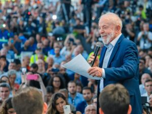 ** Túnel Santos-Guarujá: desentendimentos entre Lula e Tarcísio.