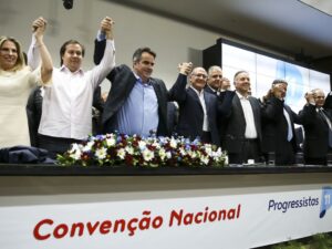 Alinhamento entre governo e Centrão contra tarifas de Trump.
