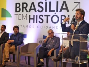 Proibição de acampamentos na Praça dos Três Poderes por Moraes.