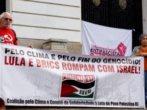 Prefeito Eduardo Paes pede a Lula para Rio ser sede do Brics.