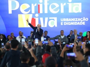 ** Governadores criticam Lula pela política externa e tarifaço.