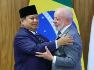 ** Membro do PL critica governo Lula e a taxação de Trump.