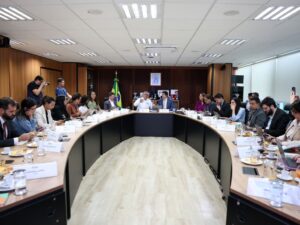 ** Ministro da Saúde Alexandre Padilha discute assembleias da ONU.