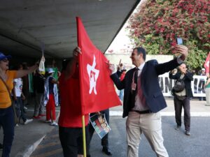 "Deputados bolsonaristas na Câmara durante a obstrução legislativa."