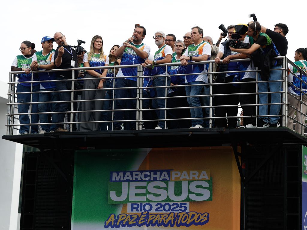 Governadores Cláudio Castro e Jerônimo Rodrigues em debate sobre polarização política e segurança pública no Brasil.