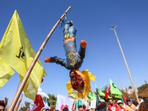 "Embaixada dos EUA e STF em crise durante a gestão Trump."