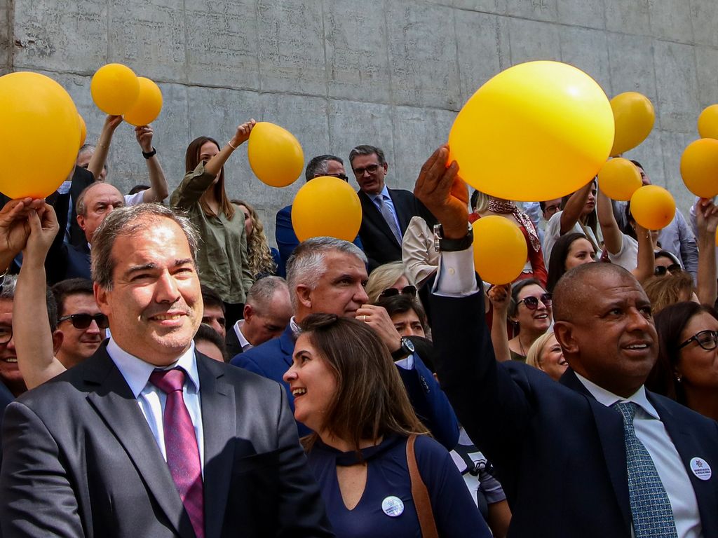 ** Aliados de Bolsonaro buscam apoio de Gilmar Mendes no STF.