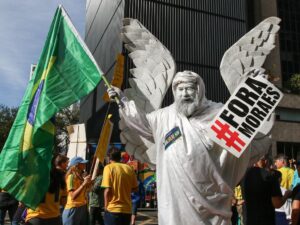 Manifestação em São Paulo pedindo anistia a Bolsonaro e apoio a Trump.
