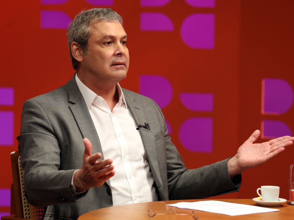Lindbergh Farias denuncia bolsonaristas por fake news sobre Banco do Brasil.