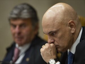 Ministro Luiz Fux do STF rejeita habeas corpus de Silveira.