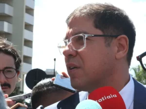 "Partido Liberal apoia deputados denunciados por obstrução."