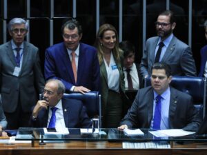 ** Brasil sanciona novas leis para fortalecer a agricultura familiar e garantir alimentação.