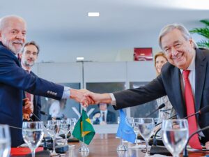 Lula discursa na ONU, gerando polêmica em Brasília.