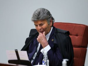 "Ministros do STF ausentes no desfile cívico de 7 de setembro"