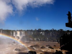 "Fronteira Argentina alerta máximo após violência no Rio"