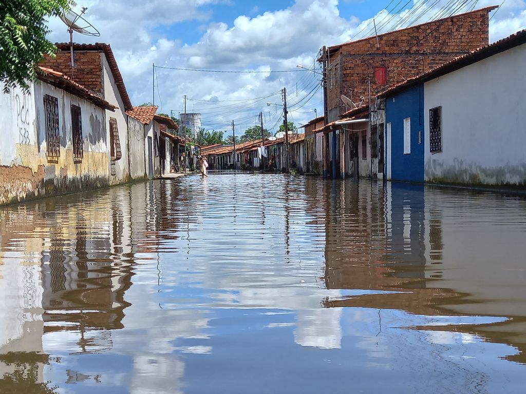 Deputados rompem com Carlos Brandão no Maranhão por polêmicas.