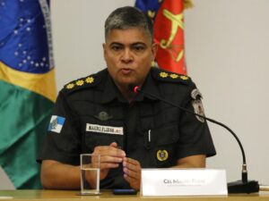 Projeto de lei para classificar facções como terroristas.