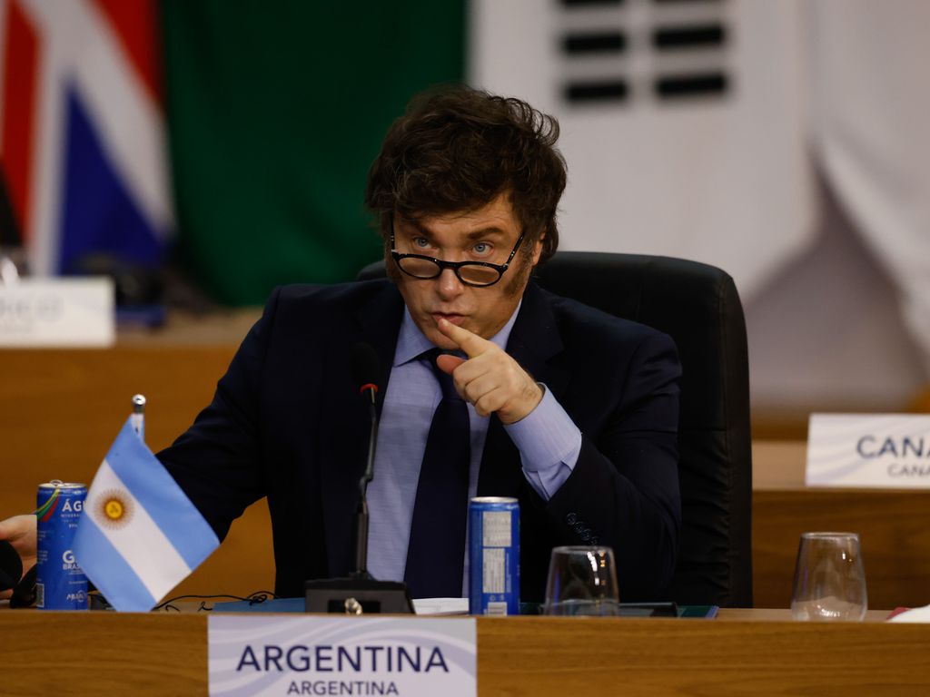 "Celebration of Argentine election victory by Brazilian right leaders."