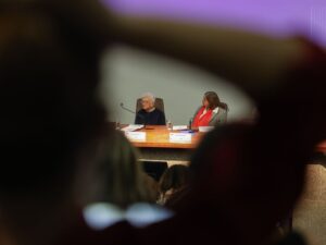 Mulheres brasileiras expressam preocupação com a violência e segurança pública.