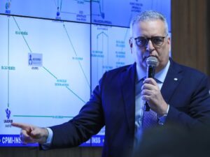 "CPI investiga fraudes no INSS com advogado e funcionários"