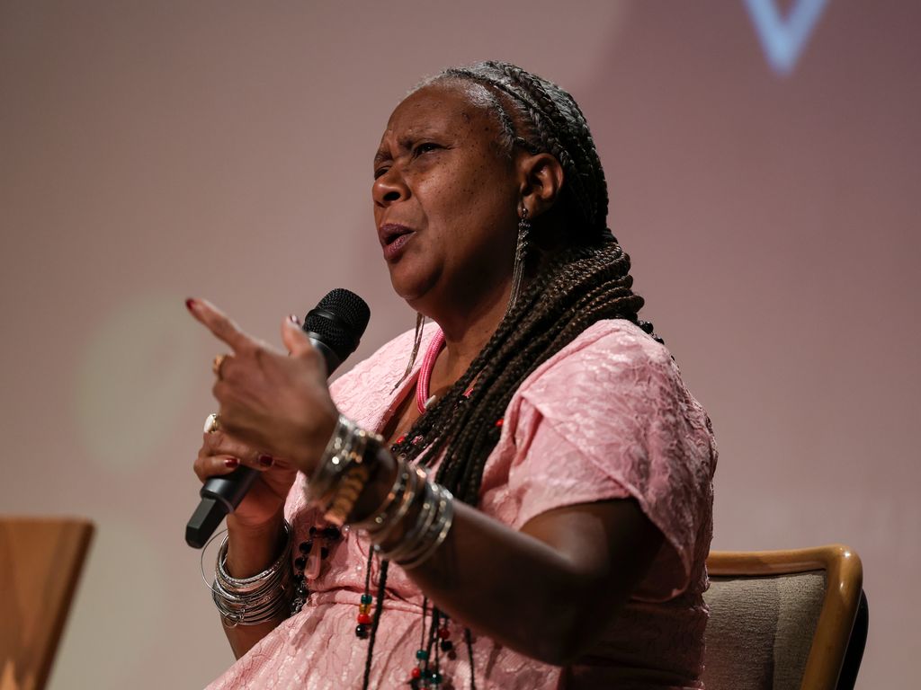 ** Imagem da corrida eleitoral em Minas Gerais entre PT e bolsonarismo.