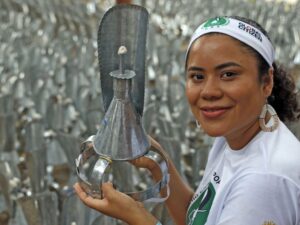 ** Lula condecora 262 personalidades com a Ordem do Mérito Educativo em homenagem à educação.