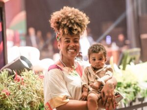 José Guimarães celebra recomposição governo e Câmara dos Deputados.