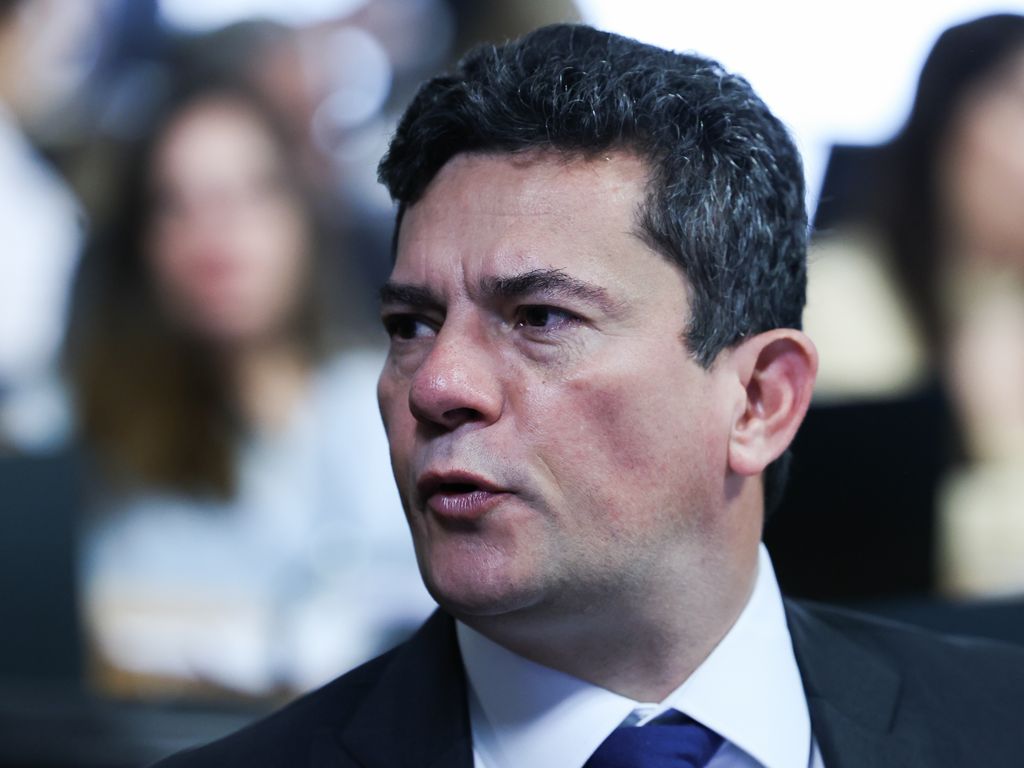 ** Sergio Moro ao lado de líderes do Partido Progressista no Paraná.