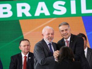 ** Novas regras da CNH promovem mudanças significativas na obtenção.