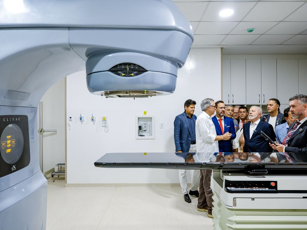 ** Presidente Lula anuncia decisão sobre PL da dosimetria de penas.